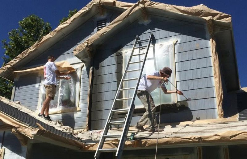 exterior painting contractors in boise at work